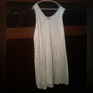 NWOT Comfort Choice White 3X Gorgeous & Feminine Full Slip